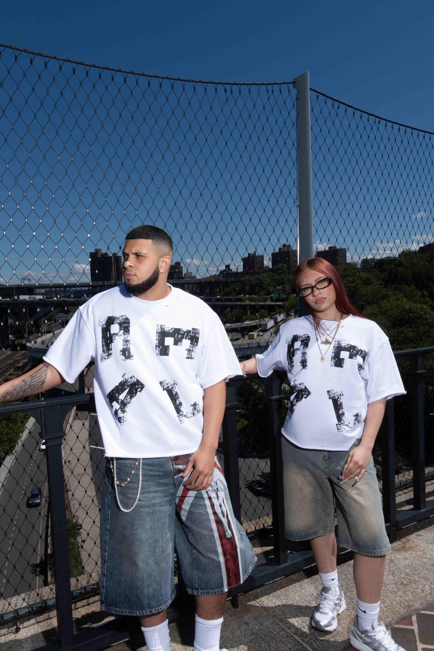 R.E.A.L Tee (white/black)